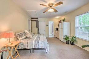 Cozy Studio with Yard, 6 Miles to Dwtn Beaufort!